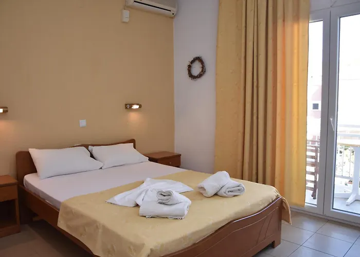 Polizotou Rooms